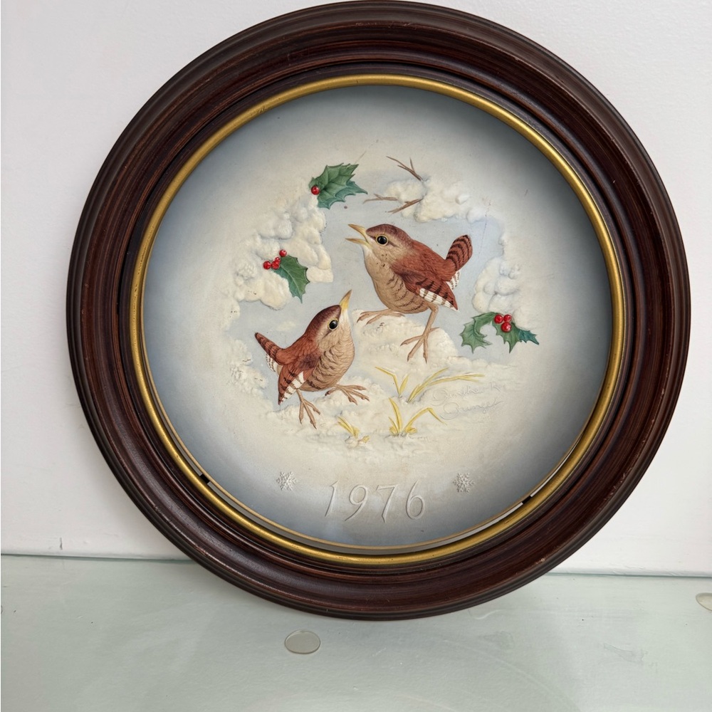 Vintage 1976 Hutshenreuther Joyous Meeting